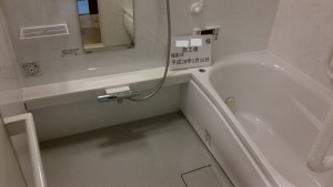 浴槽の段差解消バスリフォーム